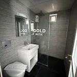 Hotel Gold Butik *